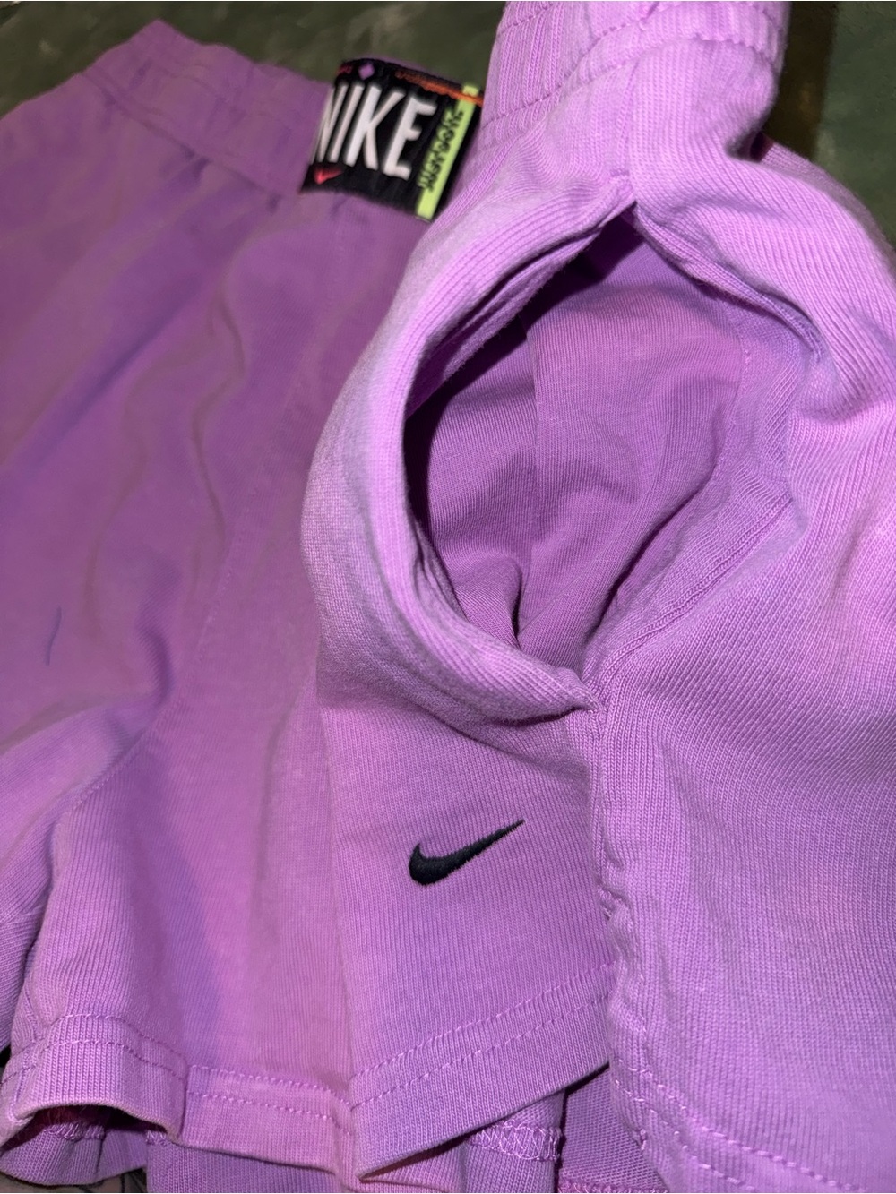 Nike Women's Bright Lavender Athletic Shorts Vintage EUC with pockets!Size M